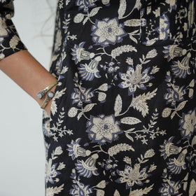  Black Jaipur Print Cotton Pintuck Long Kurta Online