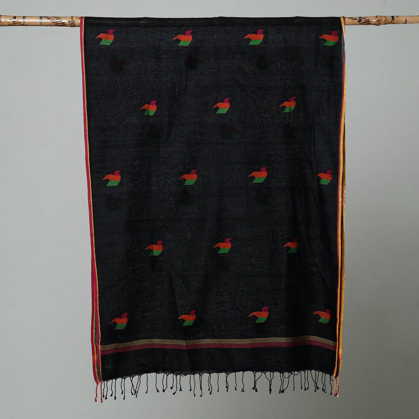  Jamdani Handloom Cotton Stole with Tassels Online at iTokri.com