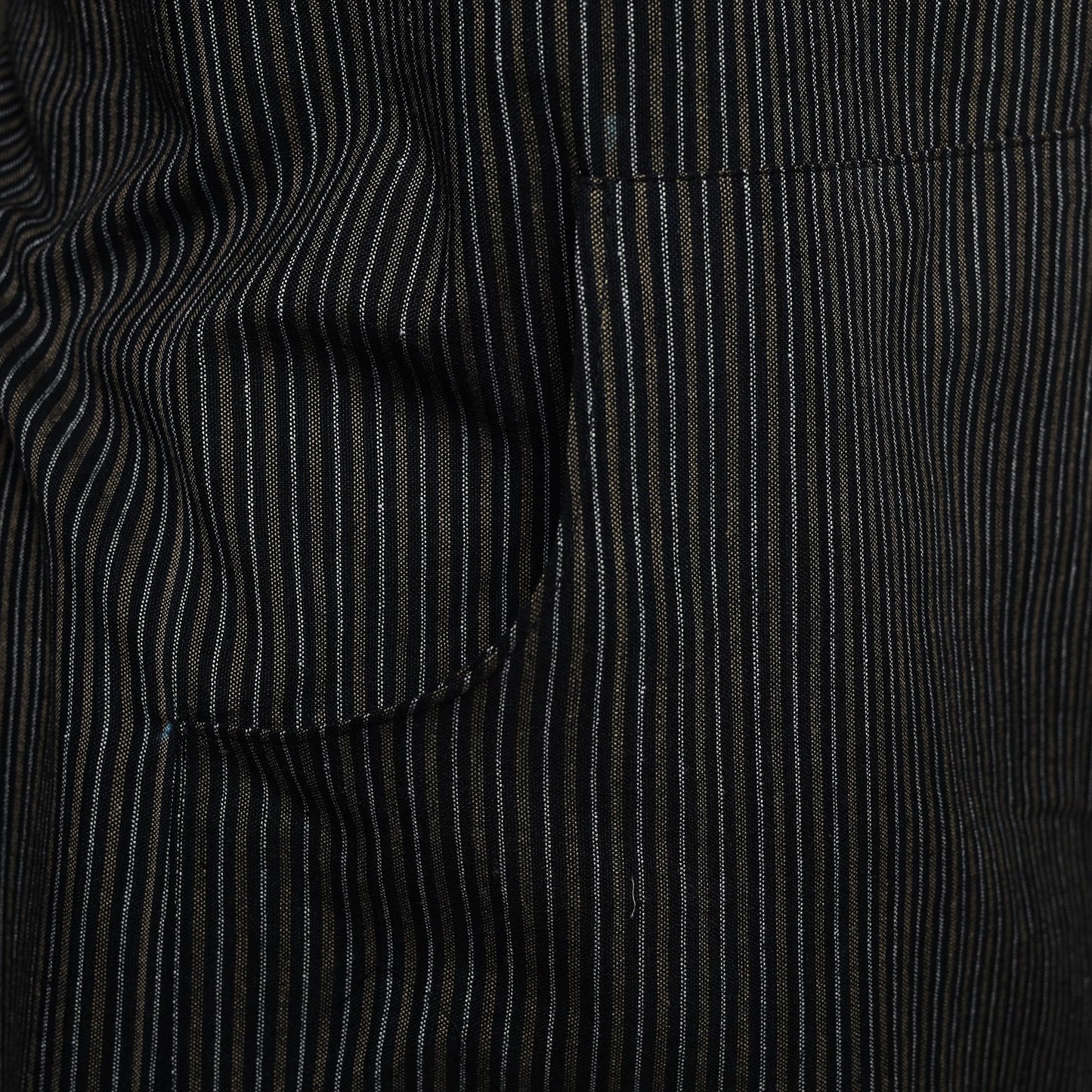 Black - jhiri handloom cotton apron with pocket 18