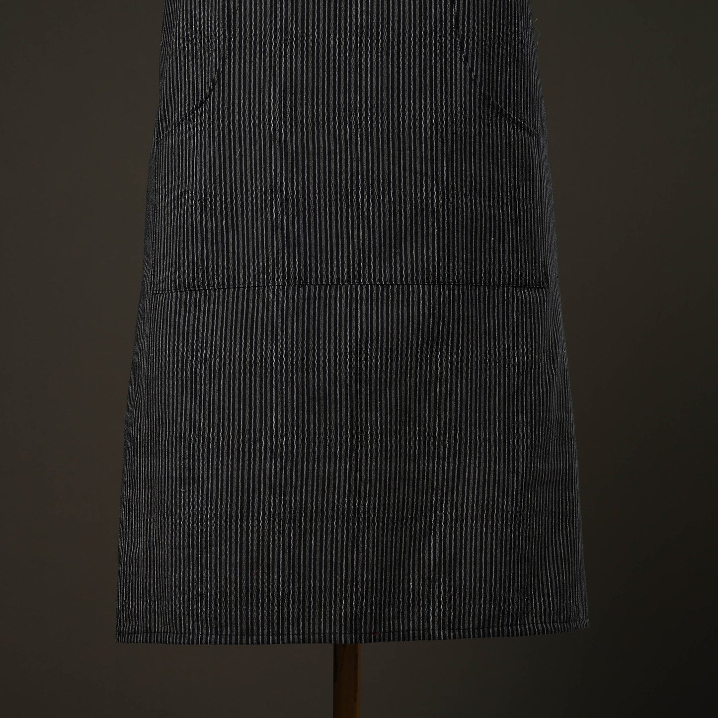Black - jhiri handloom cotton apron with pocket 18