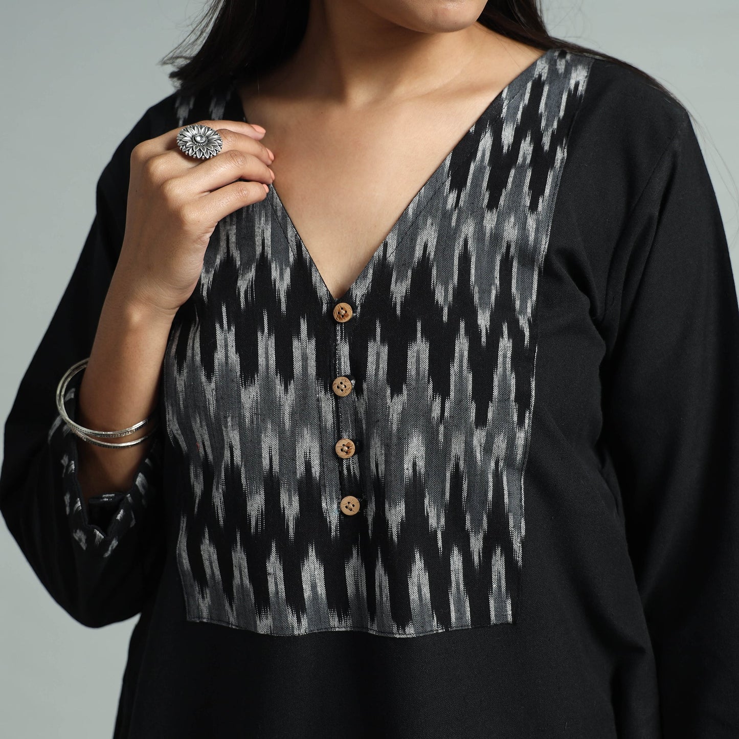 Buy Jhiri Handloom Cotton Ikat Patchwork Long Kurta Online l iTokri.com