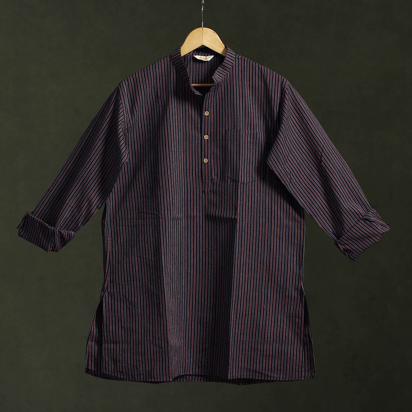 Jhiri handloom cotton short kurta for men 08 - handcrafted