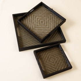 Black Kadam Haat Handmade Bamboo Square Tray (Set of 3)
