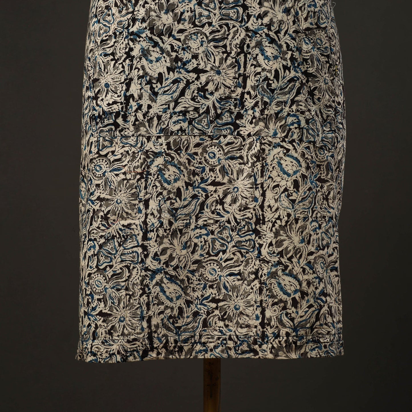 Black - kalamkari cotton apron with pocket 36 - handcrafted