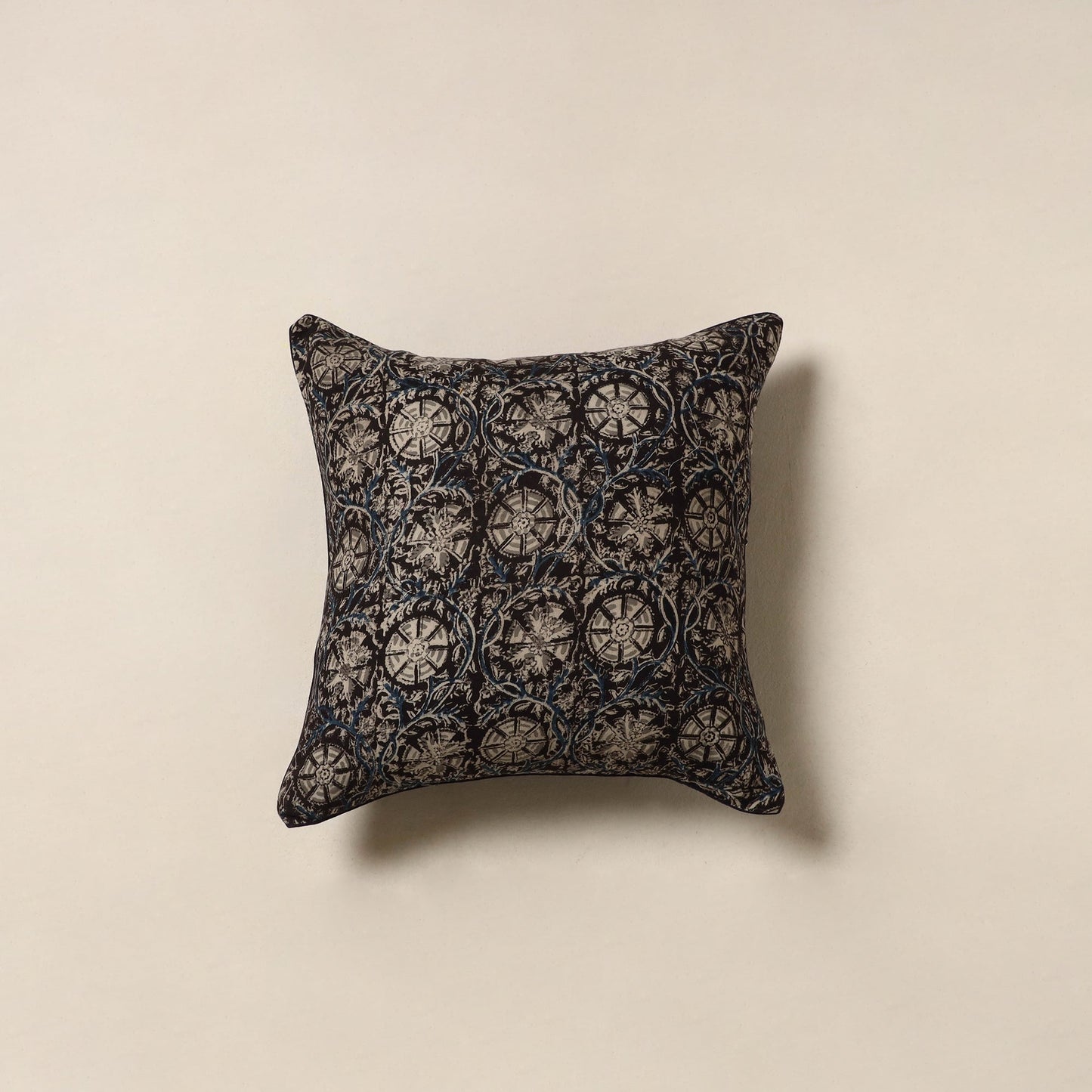 Black - kalamkari cotton cushion cover 01 - handcrafted