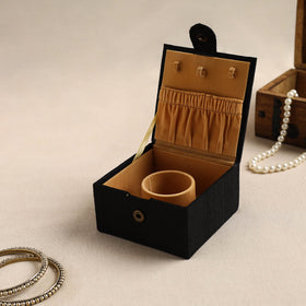 Black Kalamkari Handpainted Ghicha Silk Bangle Box (Small)