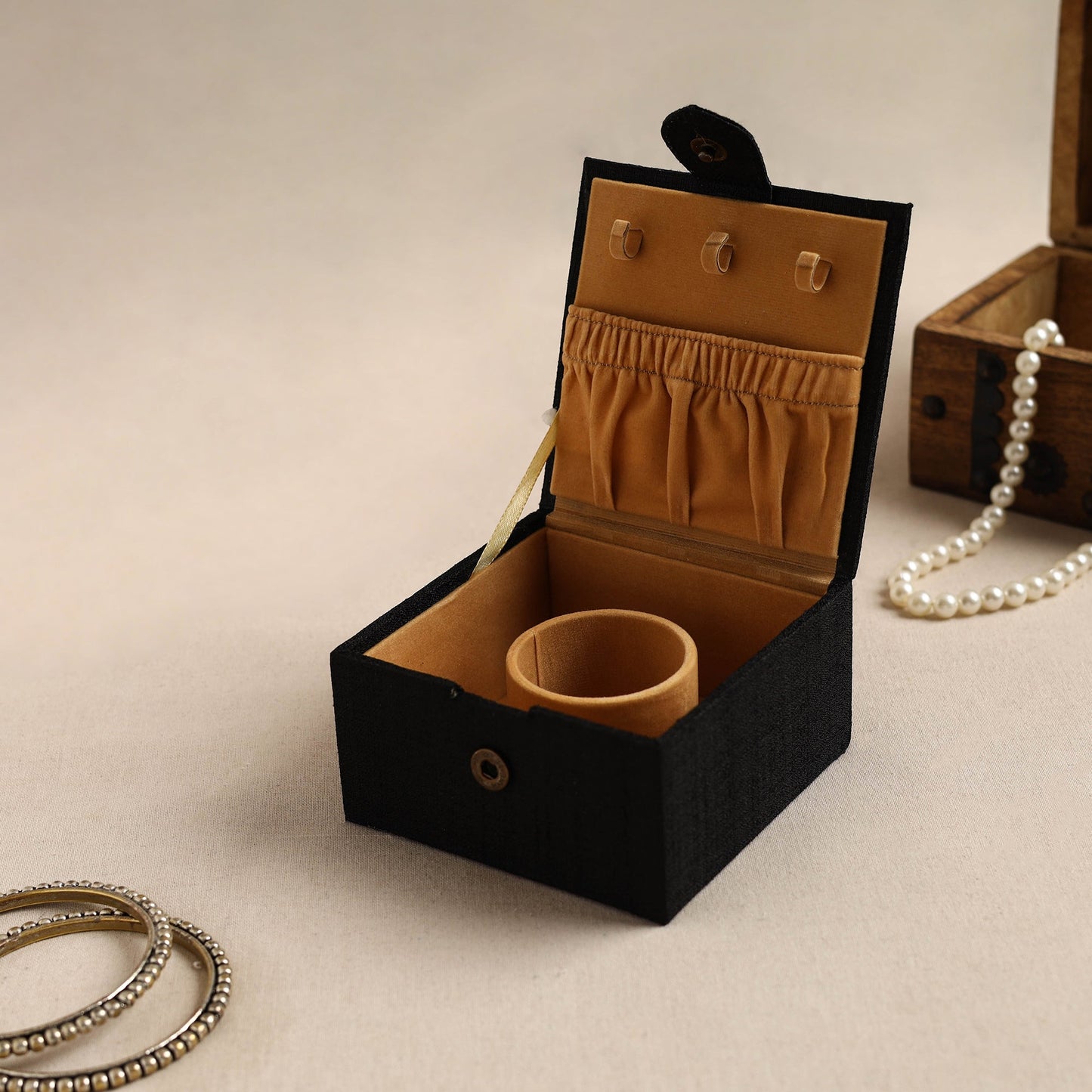 Black Kalamkari Handpainted Ghicha Silk Bangle Box (Small)