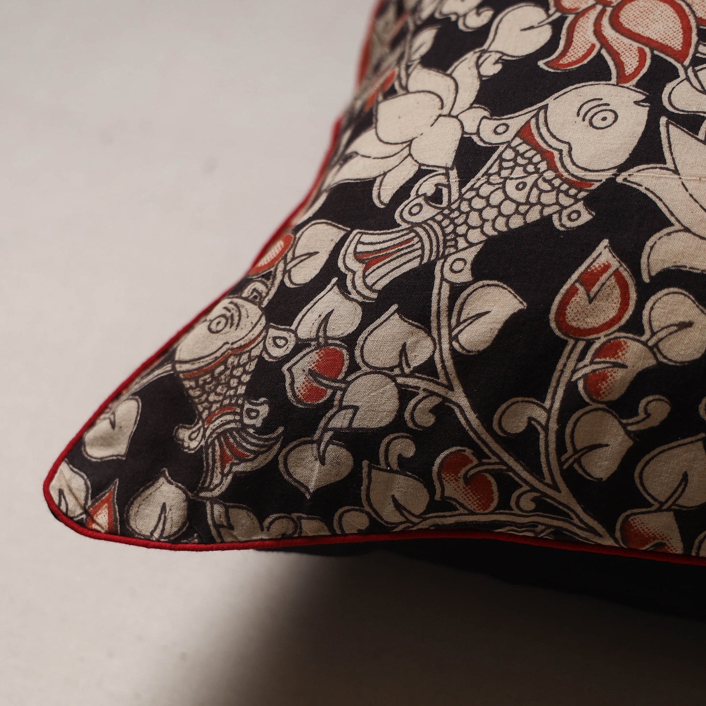 Kalamkari print cushion cover 37 - handcrafted