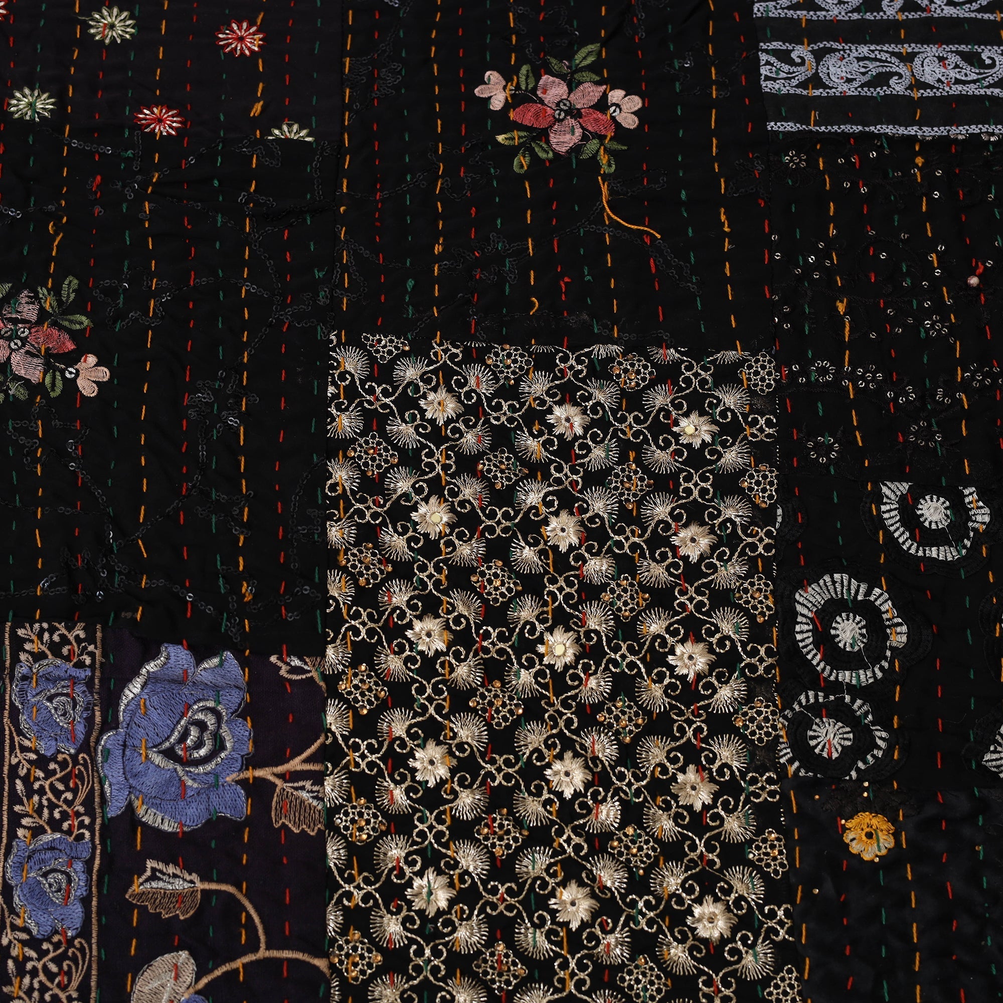 Khambadiya tagai patchwork quilt / gudri / blanket (108 x