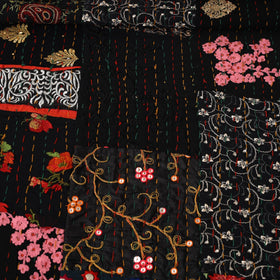 Khambadiya tagai patchwork quilt / gudri / blanket (108 x