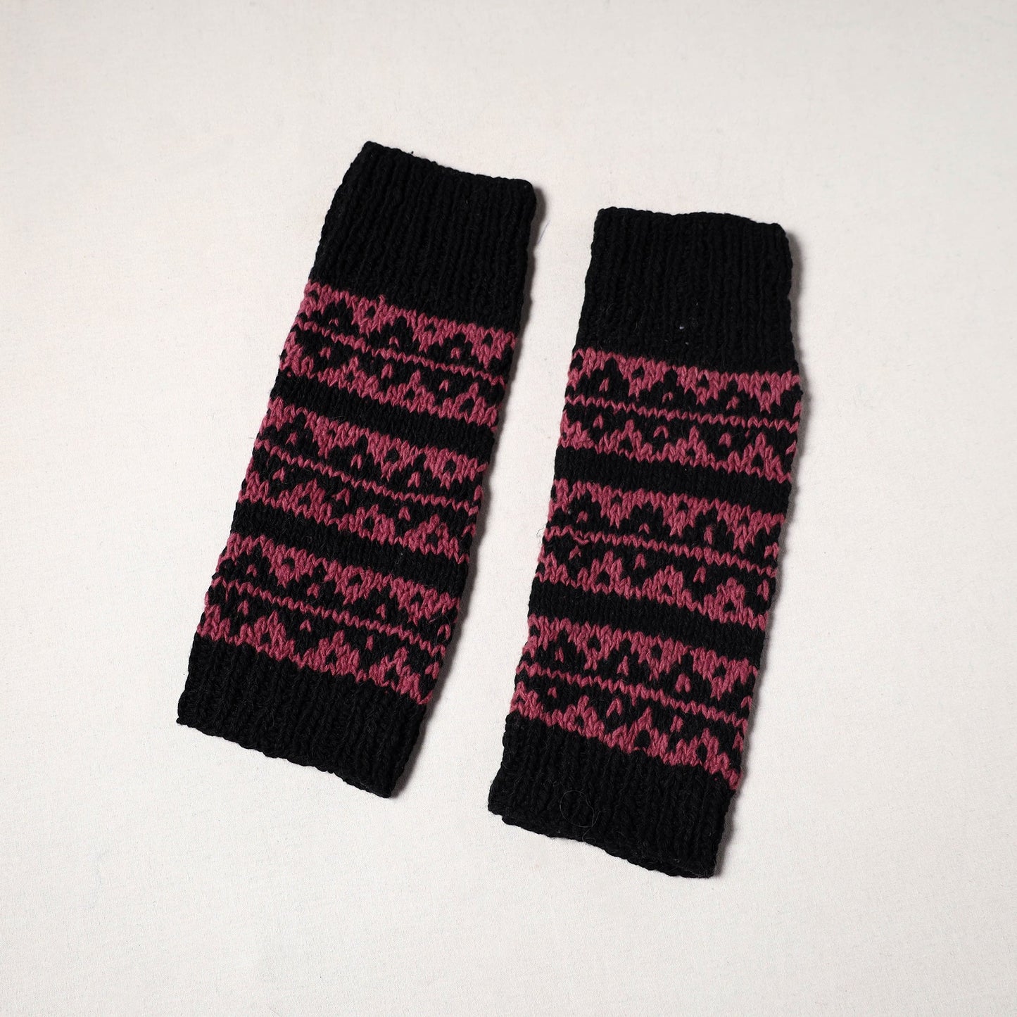 Black - kullu karishma hand knitted merino wool leg warmer