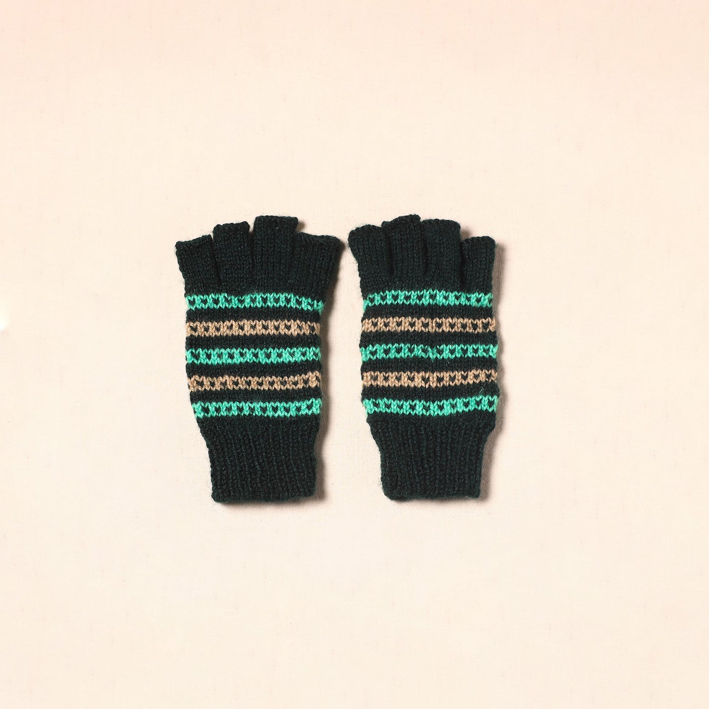 Black Kumaun Hand Knitted Woollen Hand Gloves (Adult)