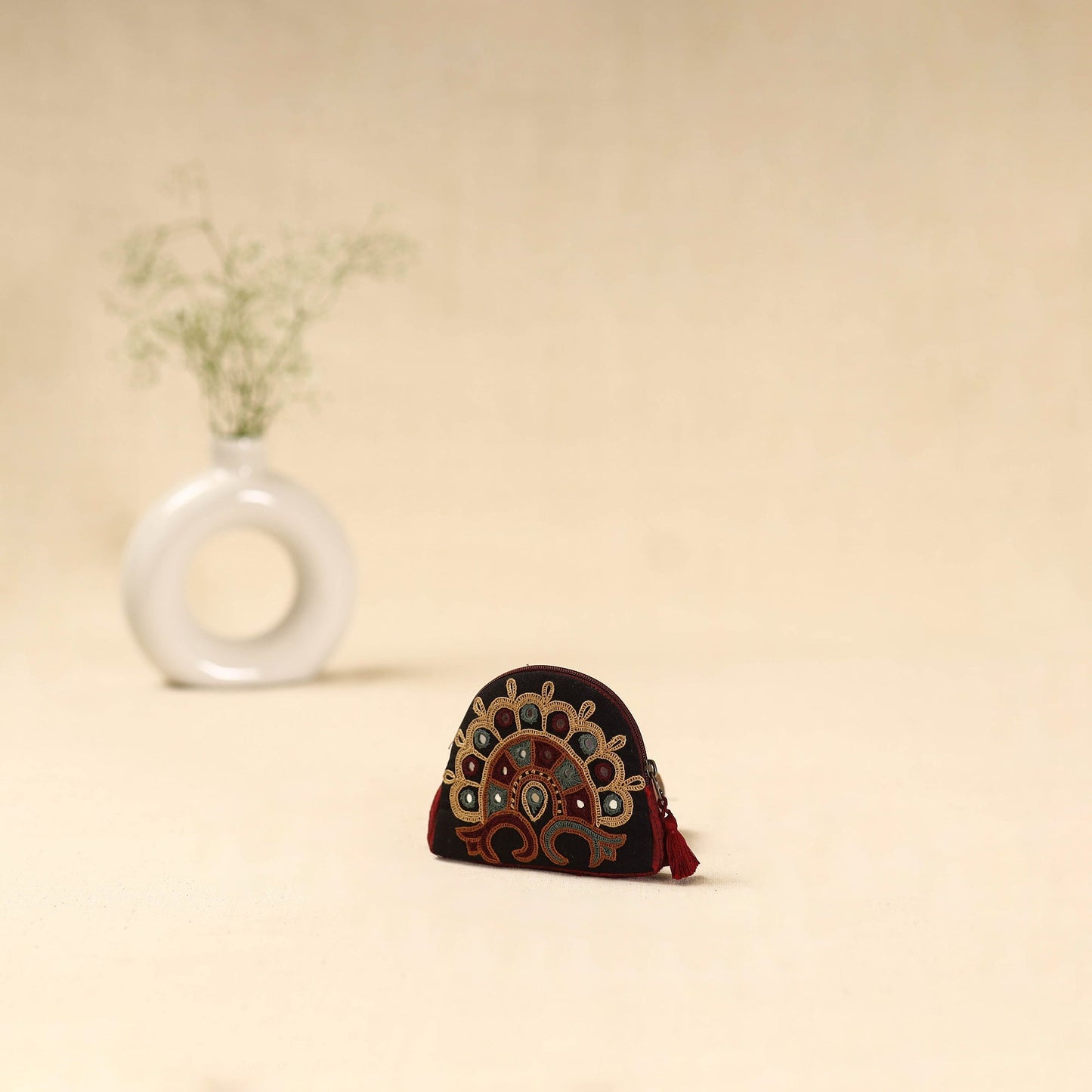 Kutch ahir hand embroidered coin pouch 118 - handcrafted