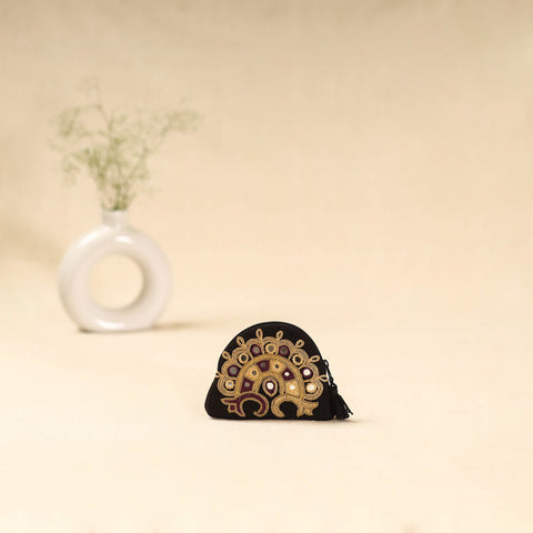 Kutch ahir hand embroidered coin pouch 131 - handcrafted