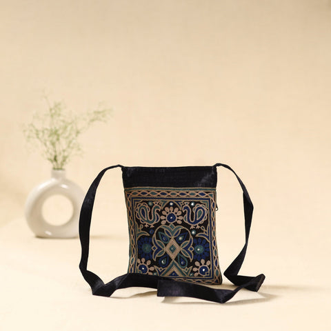 Kutch ahir hand embroidered sling bag 40 - handcrafted