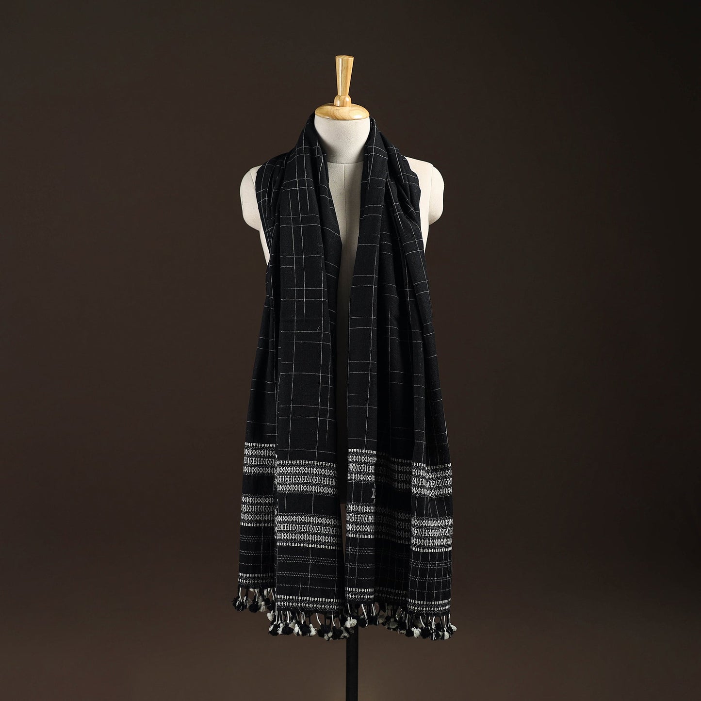 Kutch bhujodi handwoven merino wool shawl 114 - handcrafted