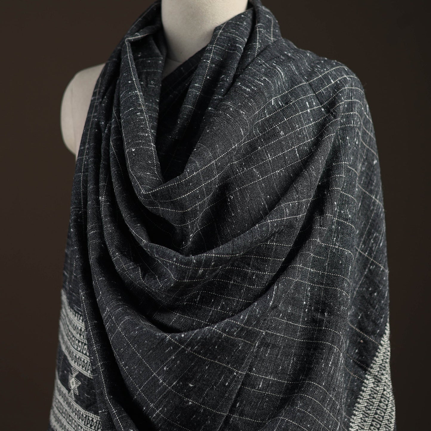 Kutch bhujodi handwoven merino wool shawl 154 - handcrafted