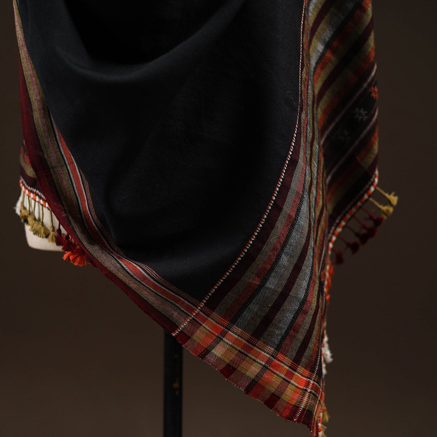 Kutch bhujodi handwoven merino wool shawl 38 - handcrafted