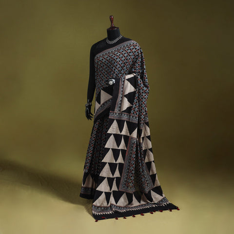 Kutch hand block print natural dyed pure mul cotton ajrakh