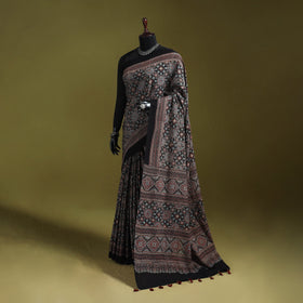 Kutch hand block print natural dyed pure mul cotton ajrakh