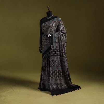 Kutch hand block print natural dyed pure mul cotton ajrakh