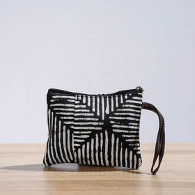 screen print shoulder bag