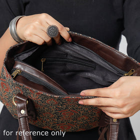  Kutch Handcrafted Cotton Shoulder Bag 