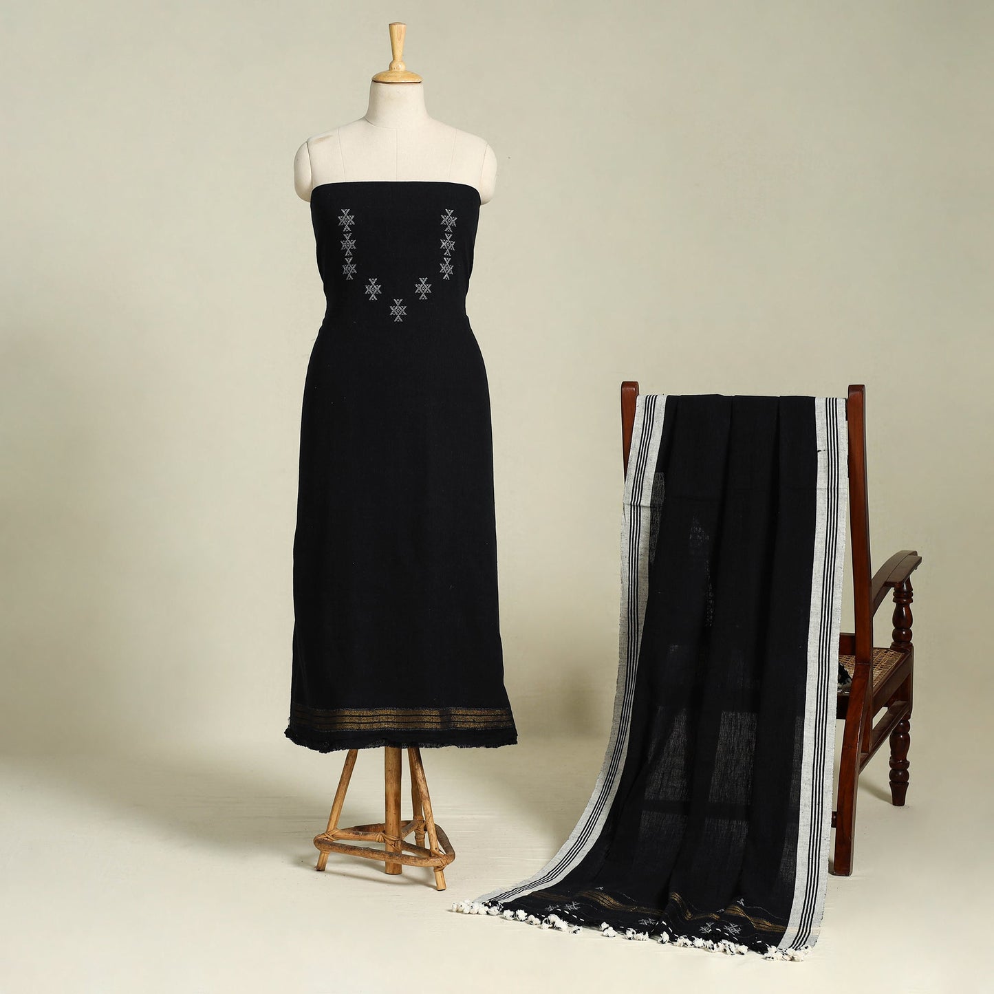 Buy Kutch Handloom Organic Kala Cotton Dress Material