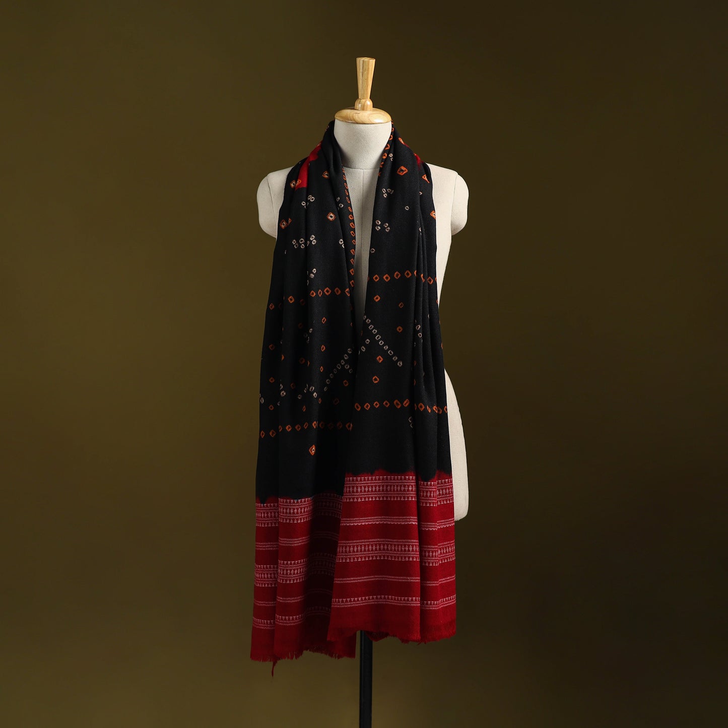 Kutch handwoven bandhani merino wool shawl 20 - handcrafted