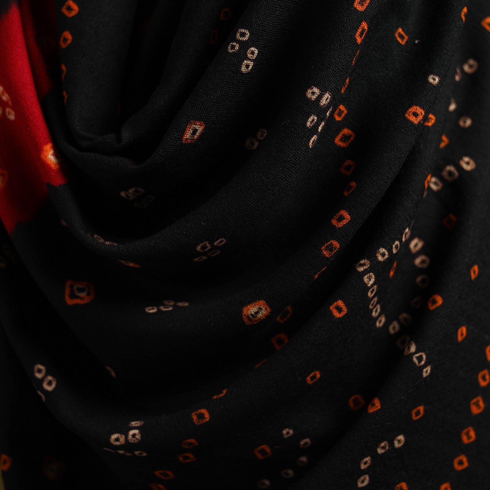 Bhidane Wool Black Kutch Handwoven Bandhani Merino Wool Shawl