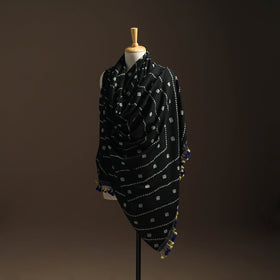 Kutch handwoven bandhani woolen shawl 69 - handcrafted