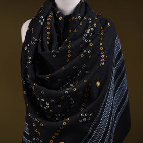 Kutch handwoven merino wool tie-dye bandhani shawl 16