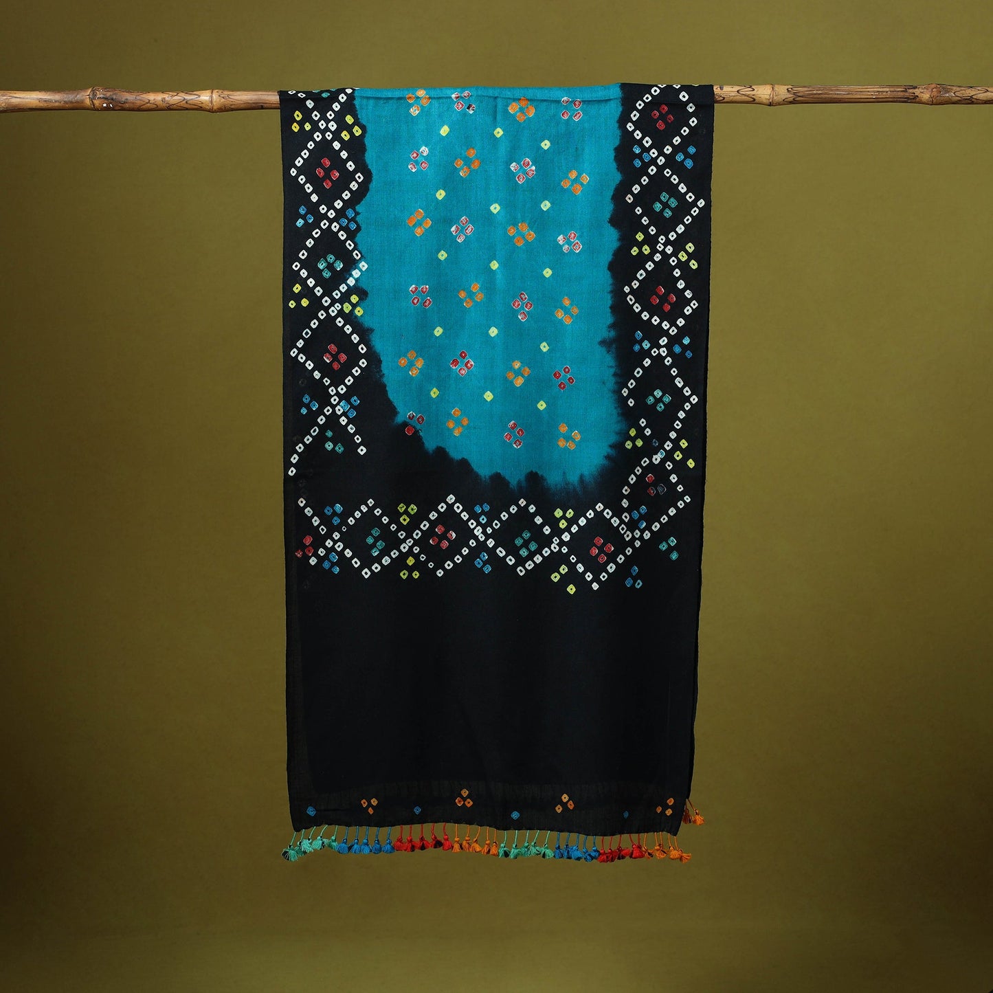 Kutch handwoven merino wool tie-dye bandhani stole 19