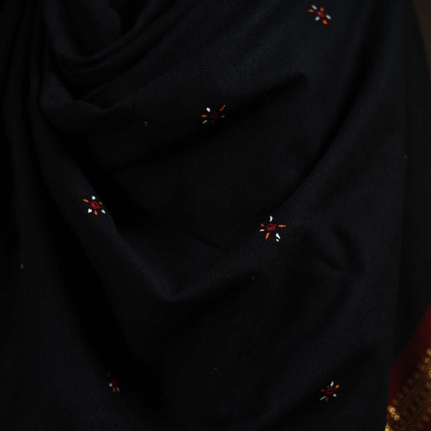 Kutch handwoven zari & mirror work acrylic wool shawl 27