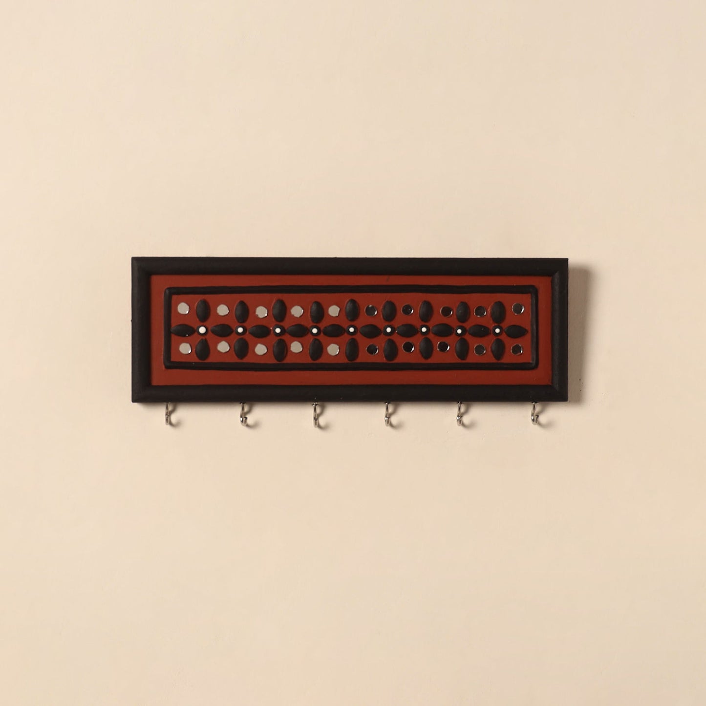 Kutch mud mirror work lippan art key holder (4 x 12 in) 10