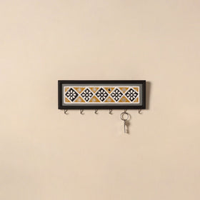 Kutch mud mirror work lippan art key holder (4 x 12 in) 18