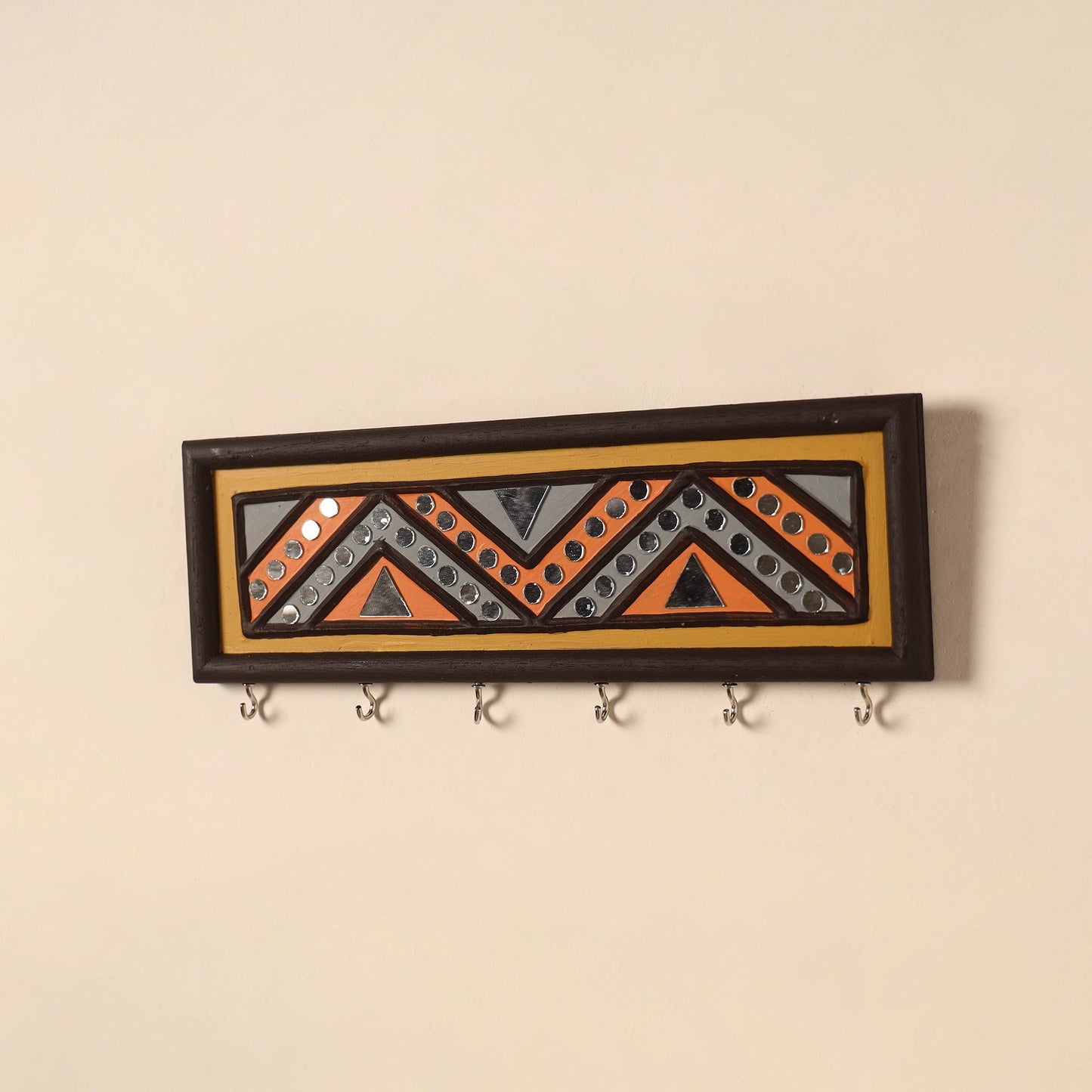 Kutch mud mirror work lippan art key holder (4 x 12 in) 25