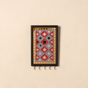 Kutch mud mirror work lippan art key holder (9 x 6 in) 37