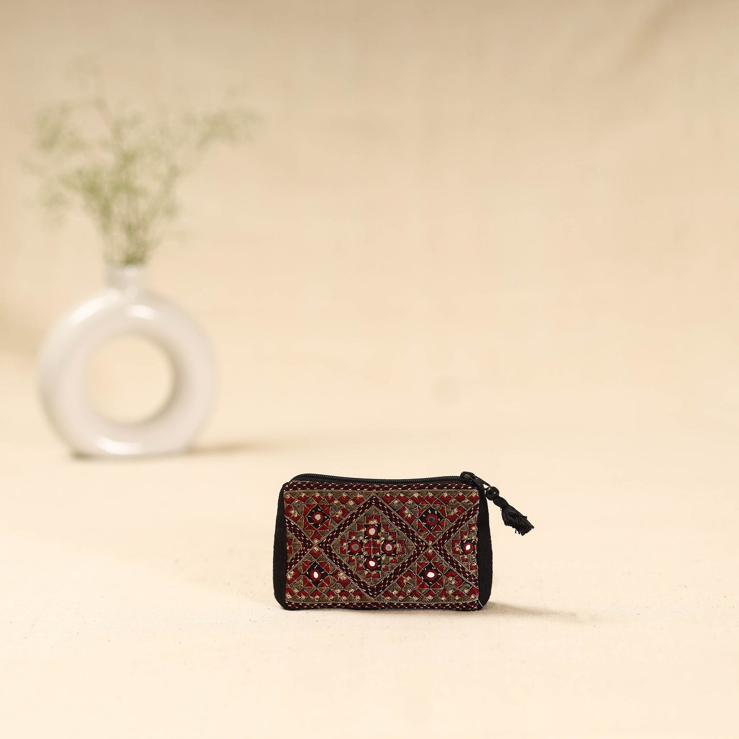Kutch neran hand embroidered coin pouch 176 - handcrafted