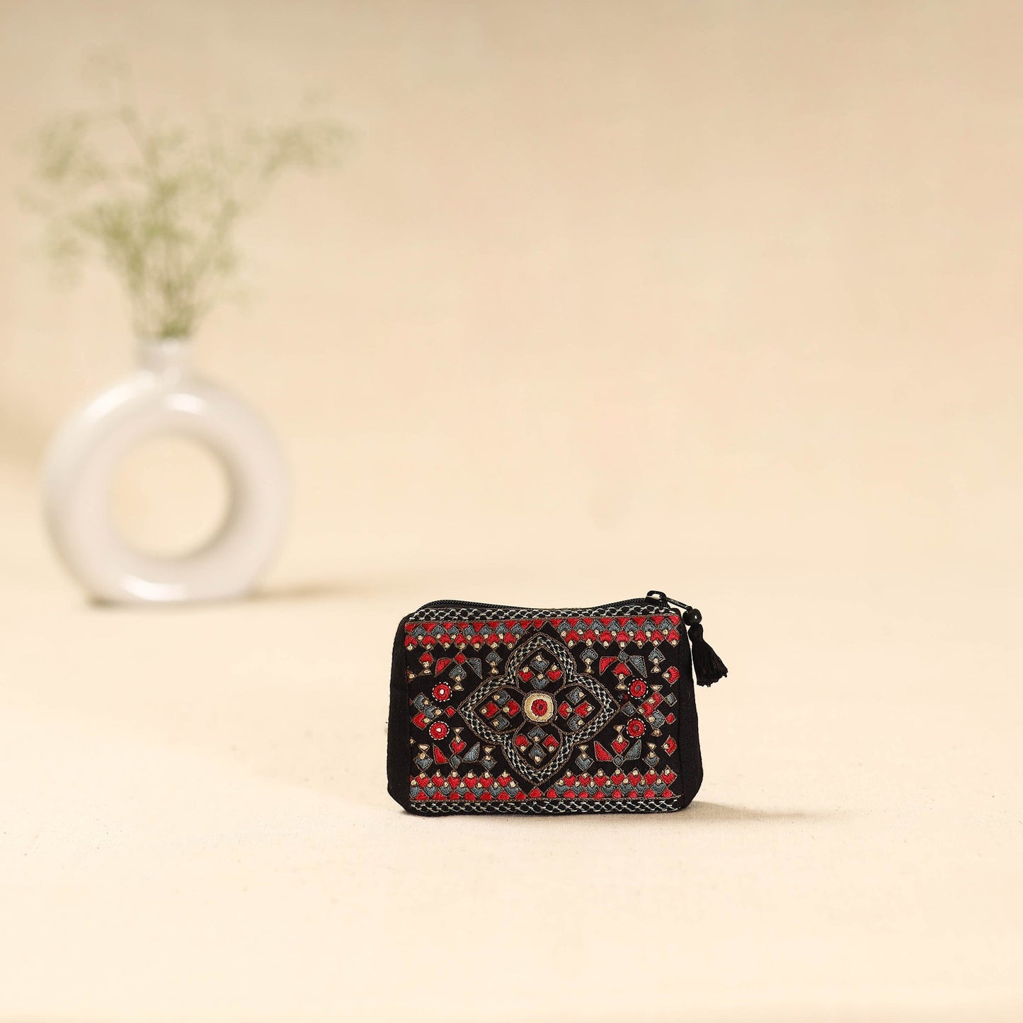 Kutch neran hand embroidered coin pouch 180 - handcrafted