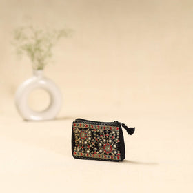 Kutch neran hand embroidered coin pouch 191 - handcrafted