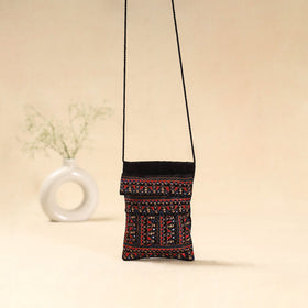 Kutch neran hand embroidered sling bag 248 - handcrafted