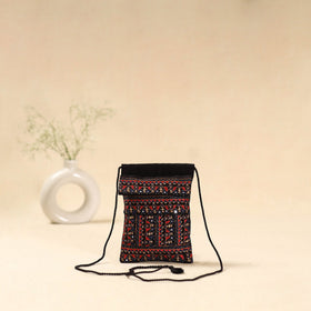 Kutch neran hand embroidered sling bag 248 - handcrafted