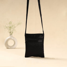 Kutch neran hand embroidered sling bag 50 - handcrafted