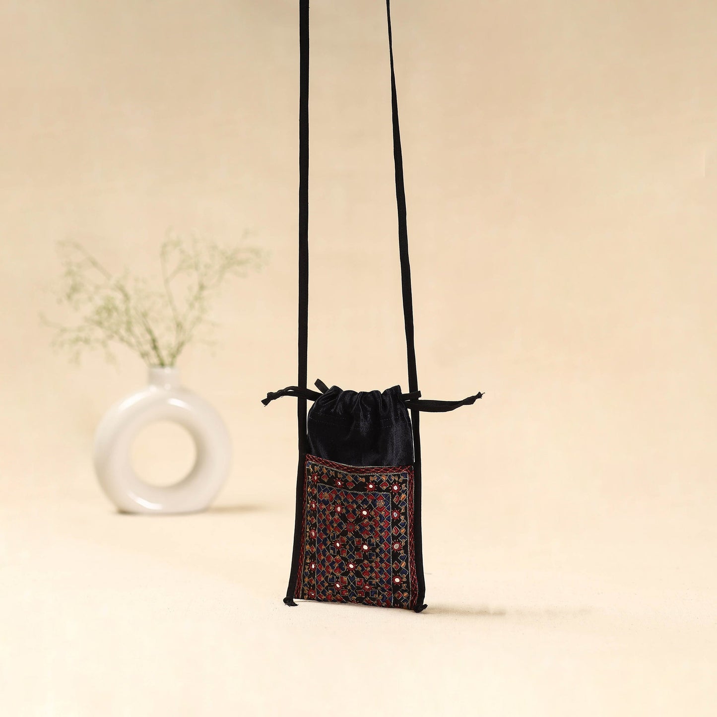 Kutch neran hand embroidered sling dori mobile pouch 219