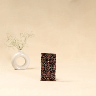 Kutch neran hand embroidered spectacle pouch 223