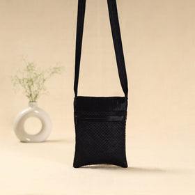 Kutch pakko hand embroidered sling bag 60 - handcrafted