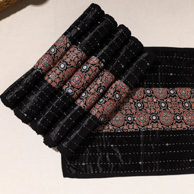  Blsck Tagai Embroidery Table Mats