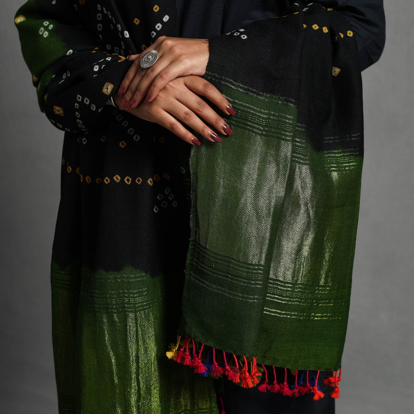 Black - kutch zari work handwoven bandhani woolen shawl 21