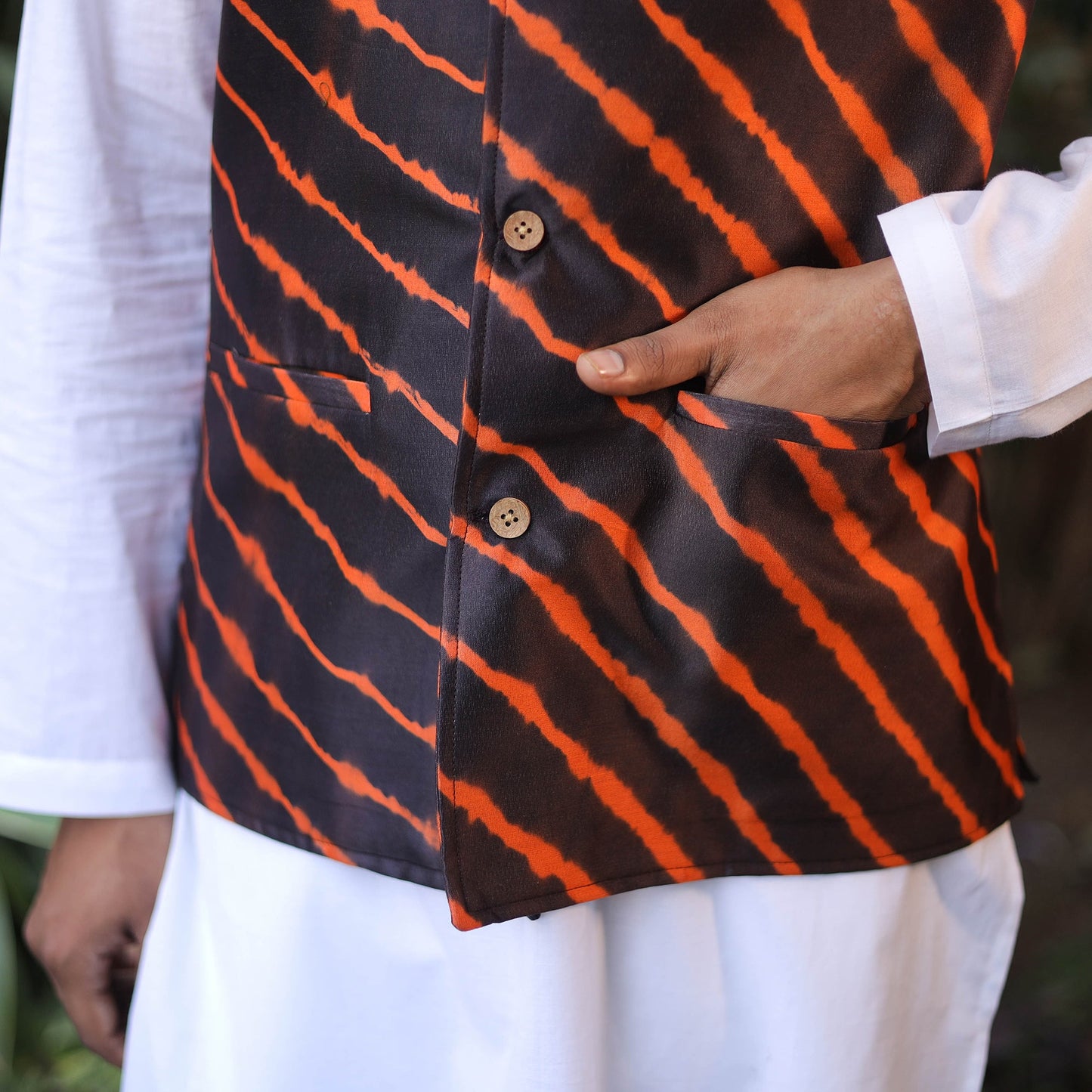 Black Leheriya Tie & Dye Chanderi Silk Handloom Nehru Jacket